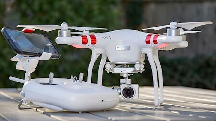 Lợi ích khi mua flycam giá rẻ tại Naza