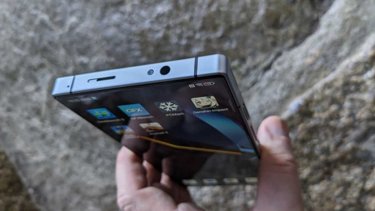 Điện Thoại Nubia Red Magic 9 Pro cạnh trên