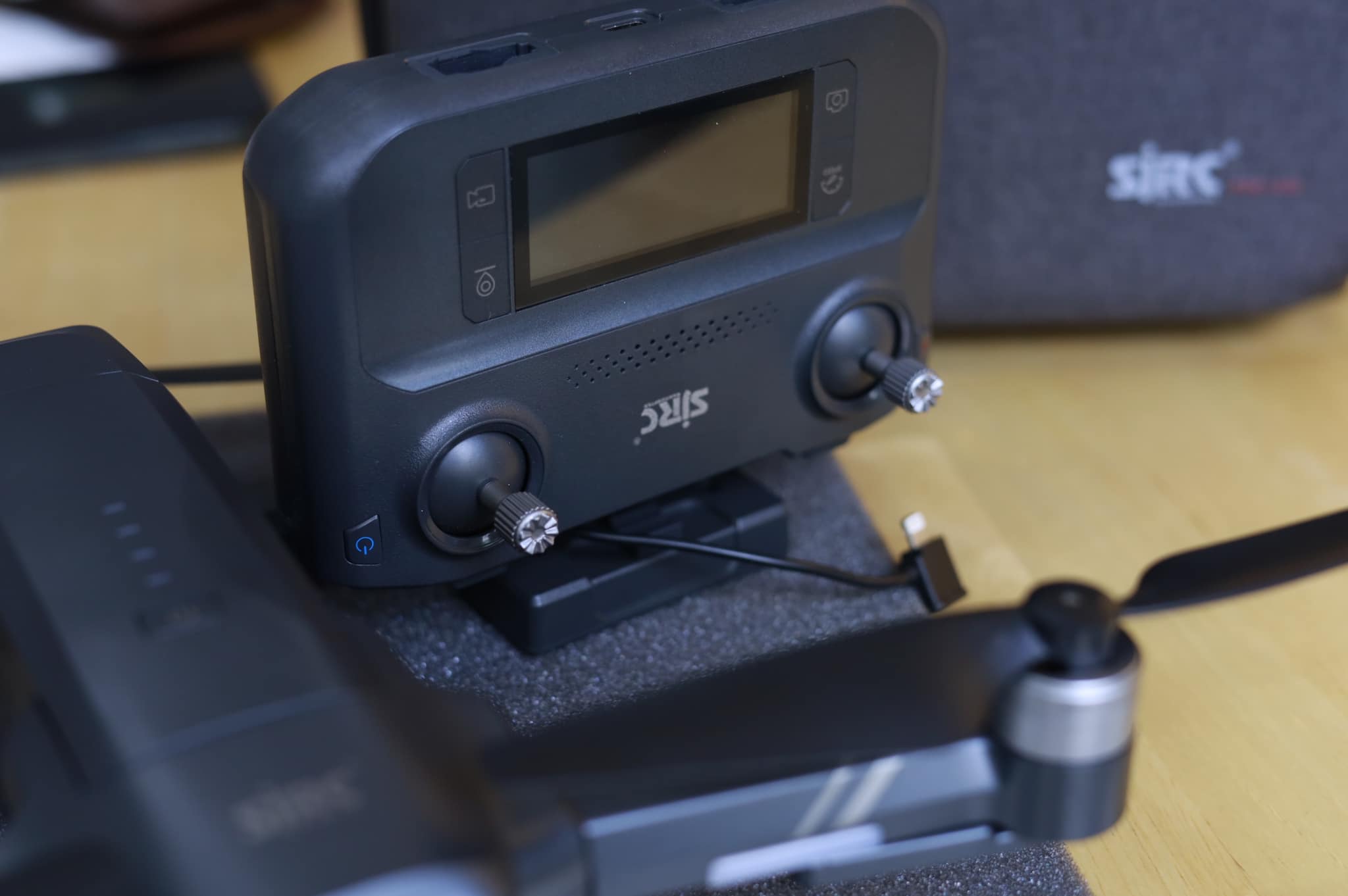 Máy Bay Flycam f22s