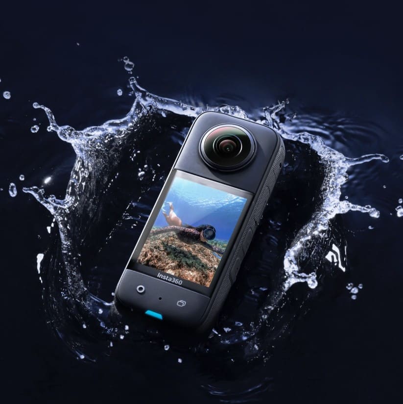 Camera Insta360 X3 One X3 chống nước
