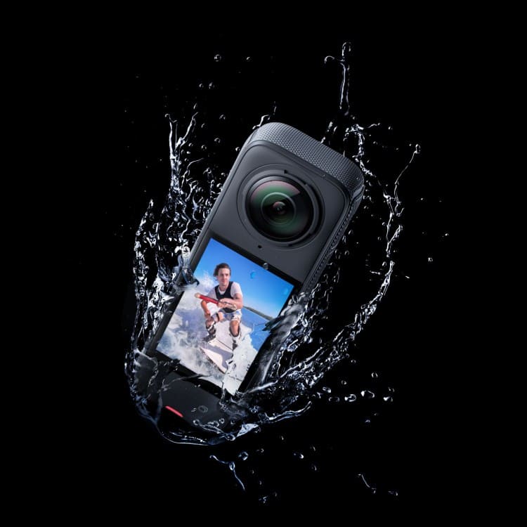 Camera Insta360 X4 chống nước