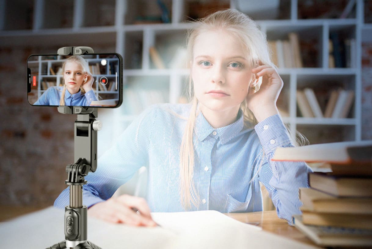 Gimbal Q18 Pro Chính Hãng Fullbox 29 Gimbal Q18 Pro quay vlog