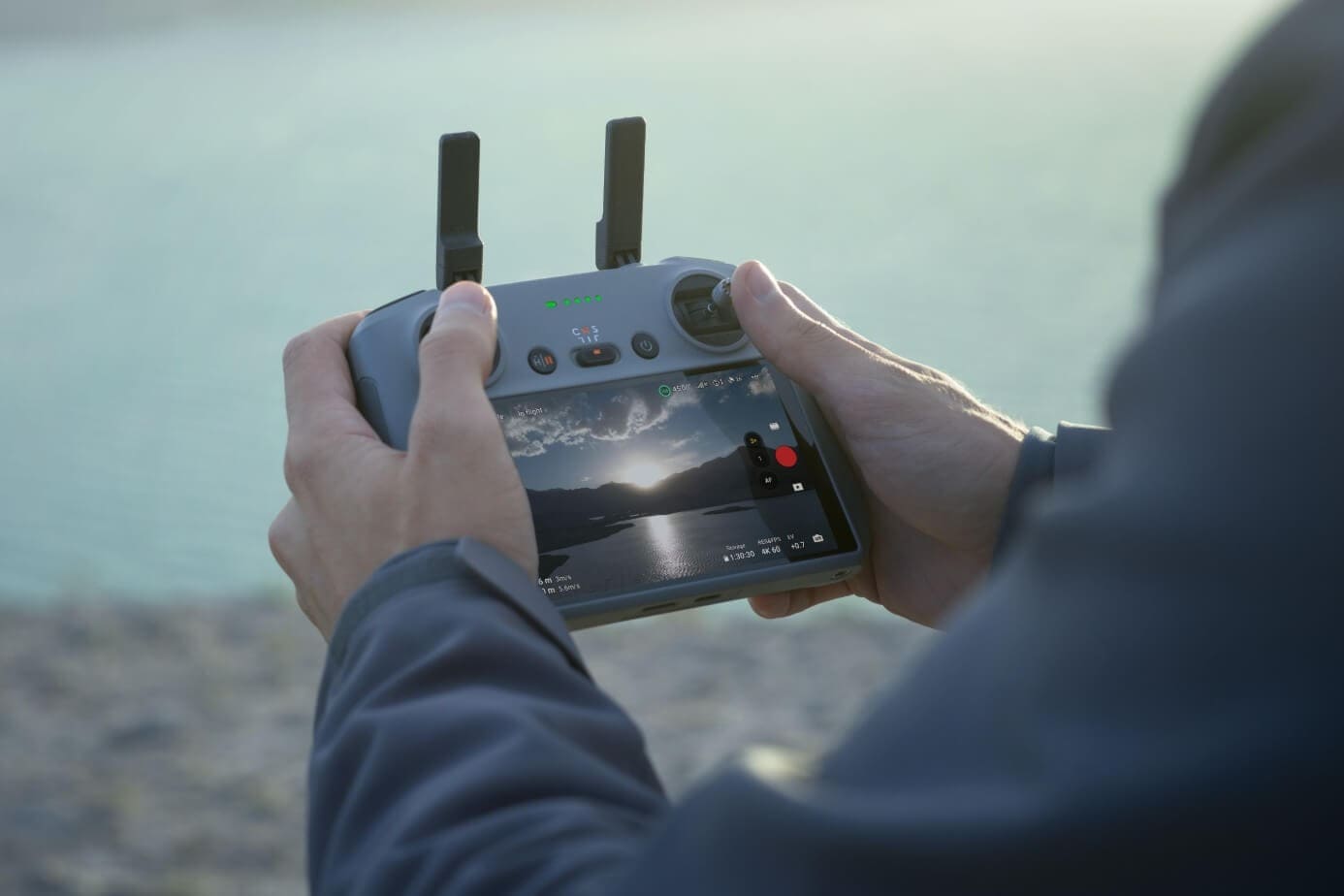 điều khiển Flycam DJI Air 3S